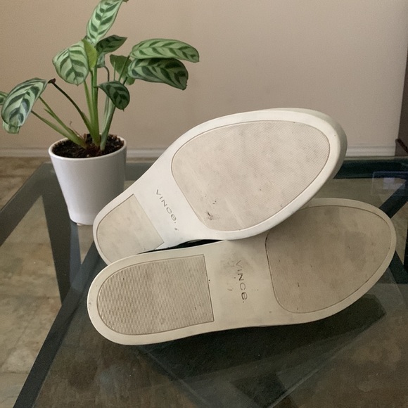 🔥1/2 of Summer Sale!🔥 VINCE Garvey Round Toe Slip-On Suede & Leather Sneakers - Picture 12 of 14